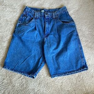 Zena short Jean . Dark blue color. Unisex